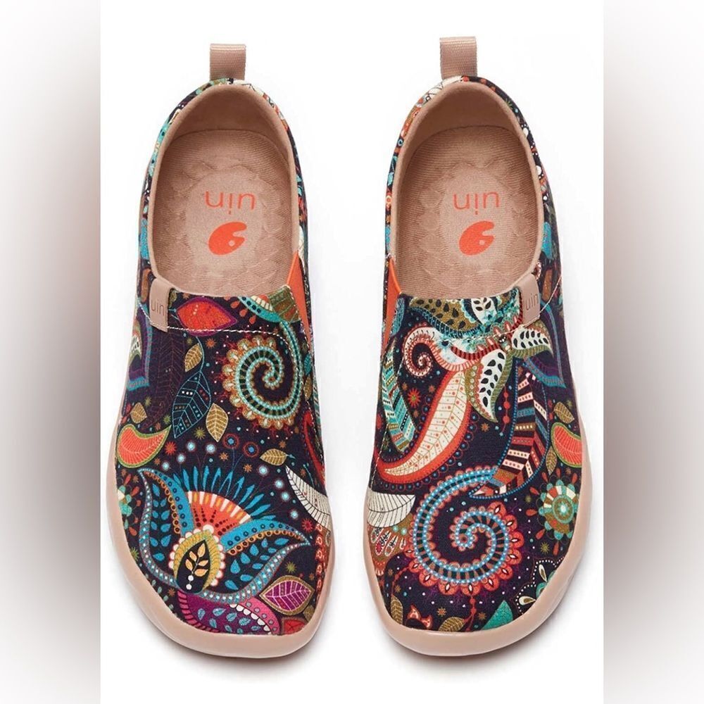 UIN Women Floral Art Sneaker Painted Canvas Slip-On Travel Shoes(Wonder Mandala)